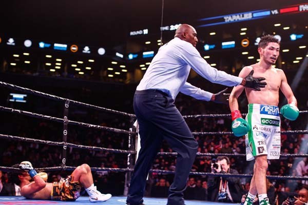 Ryosuke Iwasa remains in world title mix with sixth-round stoppage of Marlon Tapales - Boxing News - Ring News24