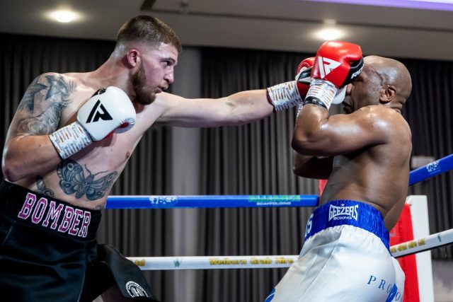 Troy Jones vs Pavol Garaj