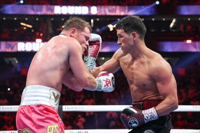 canelo-bivol-fight (32)