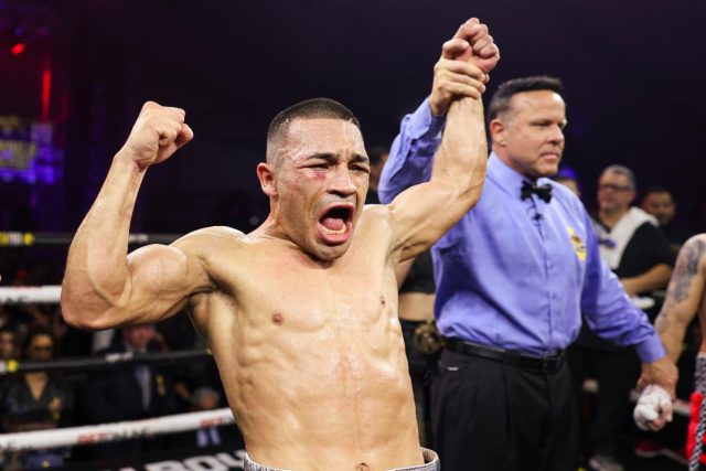 CE_17901 JESUS "RICKY" PEREZ wins vs Joseph Diaz Jr.